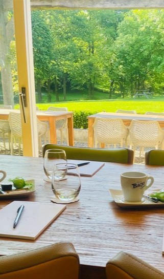 mobile_block_image_2